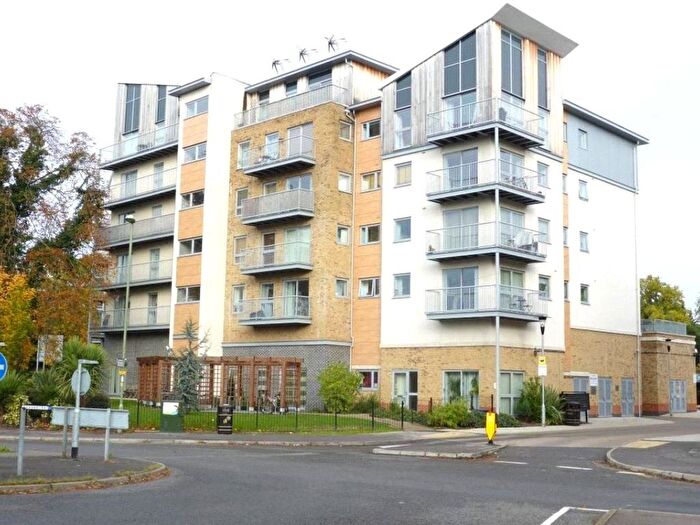 2 Bedroom Flat To Rent In Brand House, Coombe Way, GU14