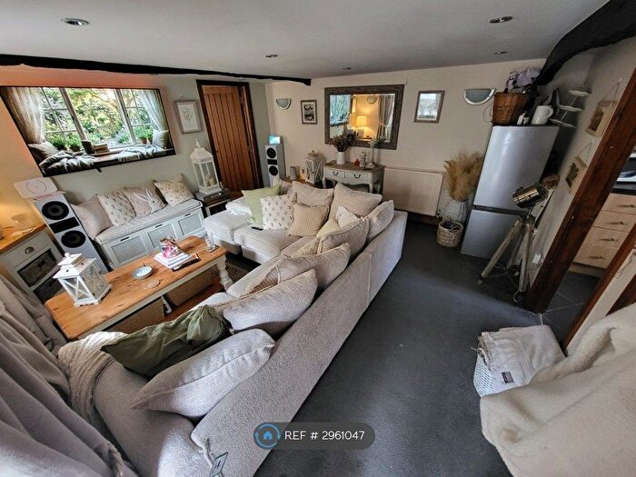 1 Bedroom Flat To Rent In High St, Bedford, MK44