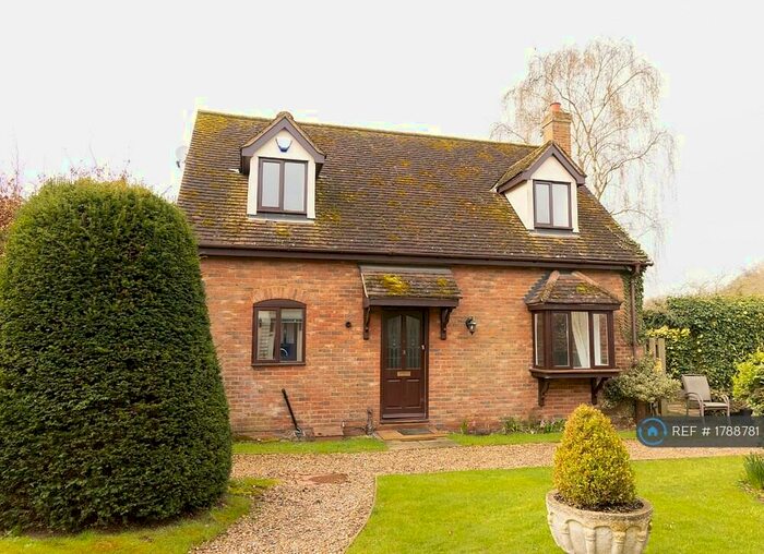 3 Bedroom Detached House To Rent In Standon Court, Standon, SG11