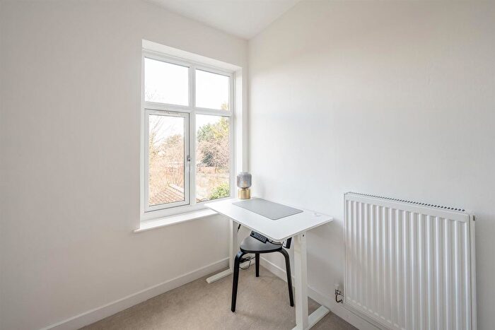 2 Bedroom End Of Terrace House To Rent In Brook Street, Stourbridge, DY8