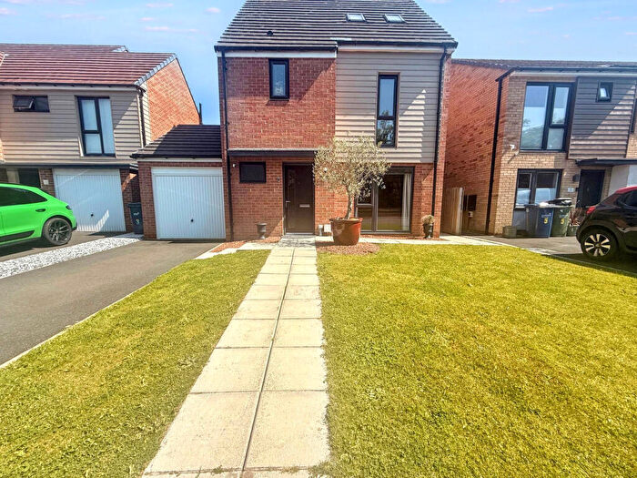 4 Bedroom Detached House For Sale In Dryslwyn Road, Washington, Tyne And Wear, NE38