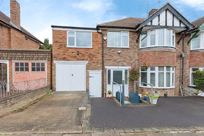 4 Bedroom Semi Detached House For Sale In Englefield Road, Leicester, Leicestershire, LE5