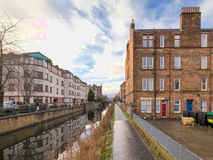 2 Bedroom Flat To Rent In Gibson Terrace, Edinburgh, EH11