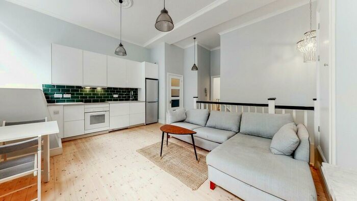 2 Bedroom Apartment To Rent In Gosset Street, Bethnal Green, E2