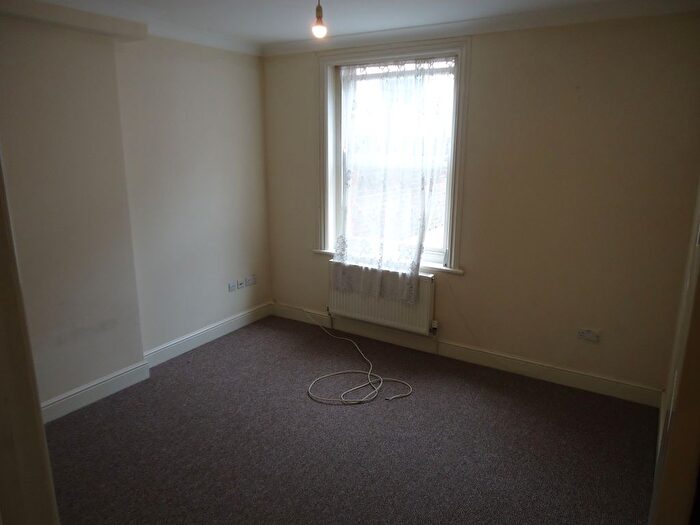 1 Bedroom Flat To Rent In Gloucester Place, Folkestone, CT20