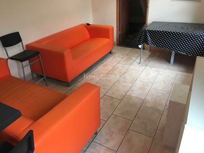 5 Bedroom Terraced House To Rent In Gelligaer Street, Cathays, Cardiff, CF24