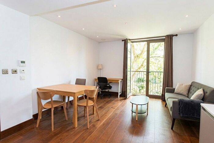 1 Bedroom Flat To Rent In St Dunstans House, Fetter Lane, London, EC4A