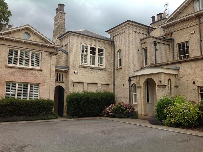 2 Bedroom Flat To Rent In Heworth Croft, York, YO31