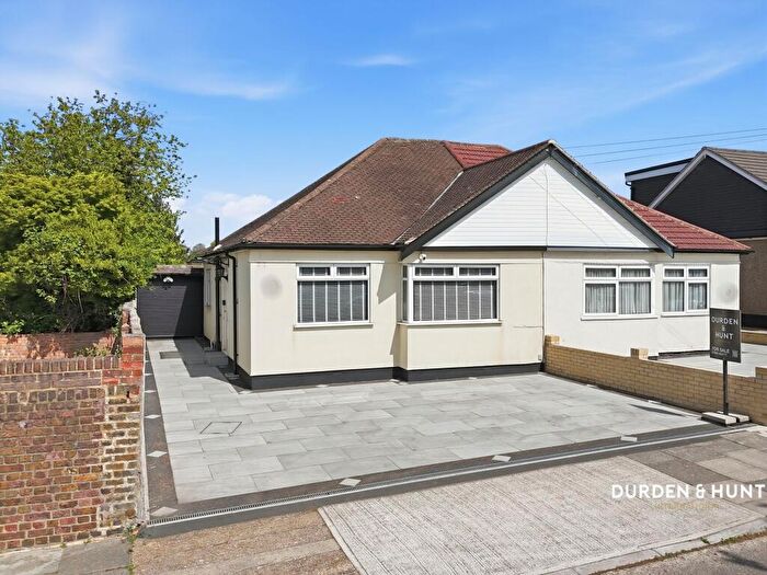 3 Bedroom Semi-Detached Bungalow For Sale In Dorian Road, Hornchurch, RM12