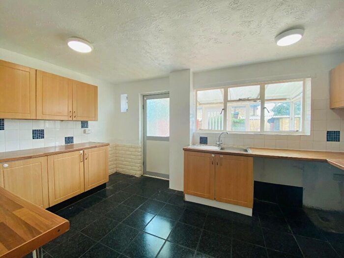 4 Bedroom Flat To Rent In Lydgate Road, Southampton, Hampshire, SO19