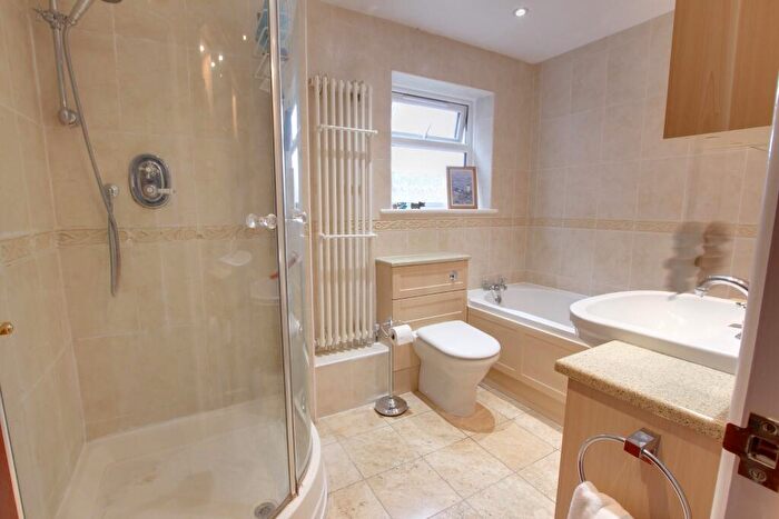 4 Bedroom Detached House For Sale In Anthill Close, Denmead, PO7