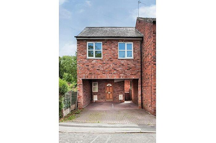 3 Bedroom End Of Terrace House To Rent In Havannah Street, Congleton, CW12