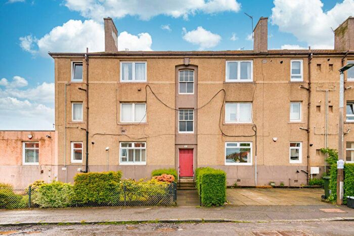 2 Bedroom Flat For Sale In / Grierson Gardens, Edinburgh, EH5