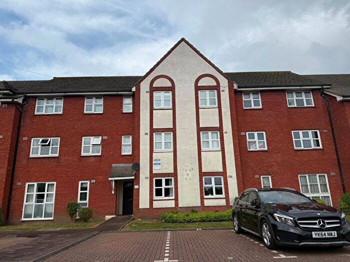 2 Bedroom Flat For Sale In Cherry Lane, West Drayton, UB7