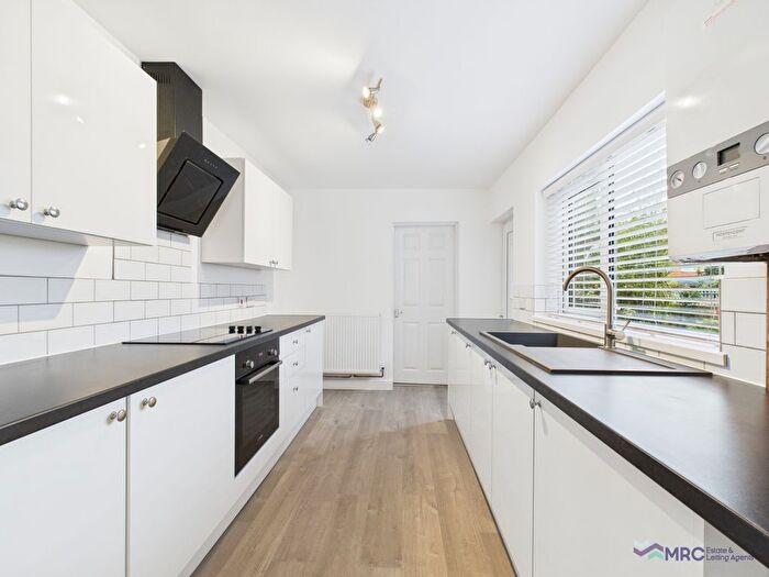 1 Bedroom Flat To Rent In Flat A, Marlborough Avenue, HU5