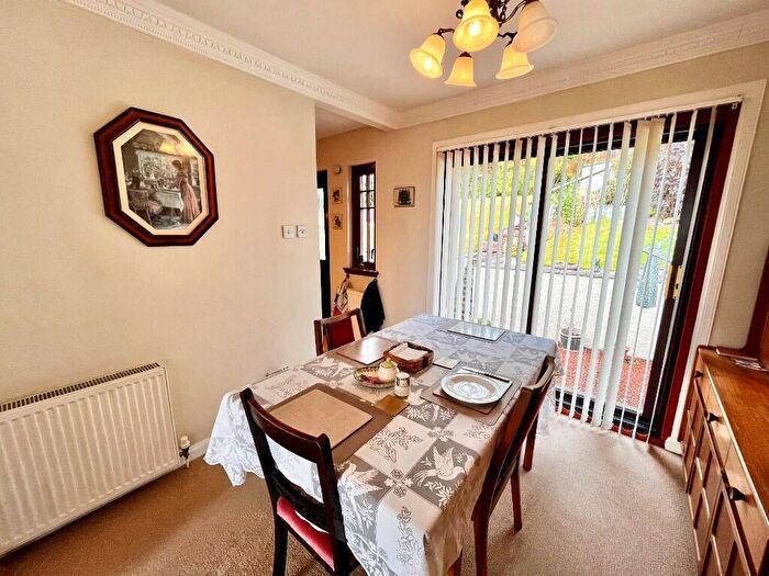 2 Bedroom Detached Bungalow For Sale In Burn Brae Park, FK10