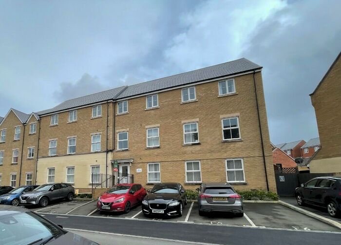 2 Bedroom Apartment To Rent In Forte House, Truscott Avenue, Swindon, Wiltshire, SN25