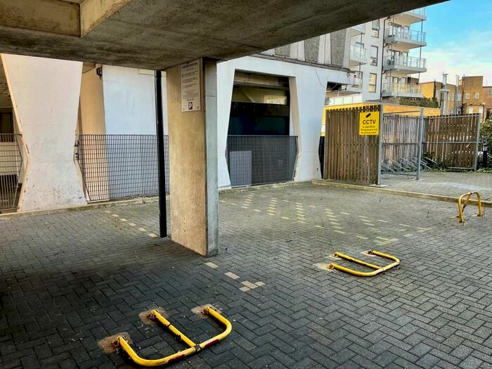 Property To Rent In Parham Drive, Ilford, IG2