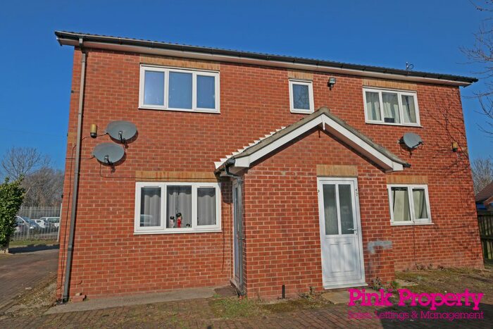 1 Bedroom Flat To Rent In Zeals Garth, Hull, HU7