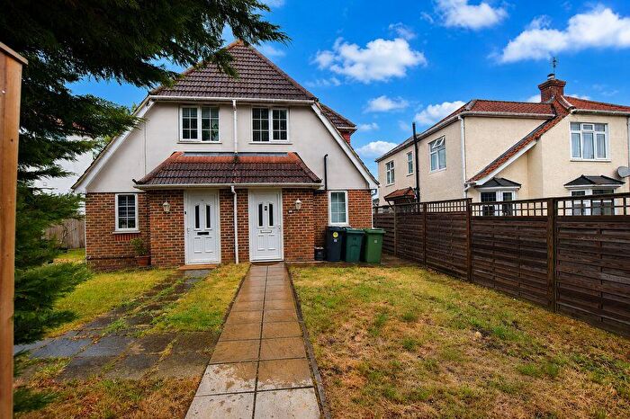 2 Bedroom Semi Detached House To Rent In Grace Avenue, Maidstone, ME16