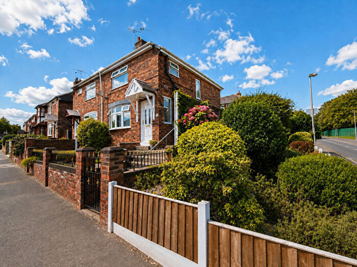 3 Bedroom Semi-Detached House For Sale In John Brunner Crescent, Castle, Northwich, CW8