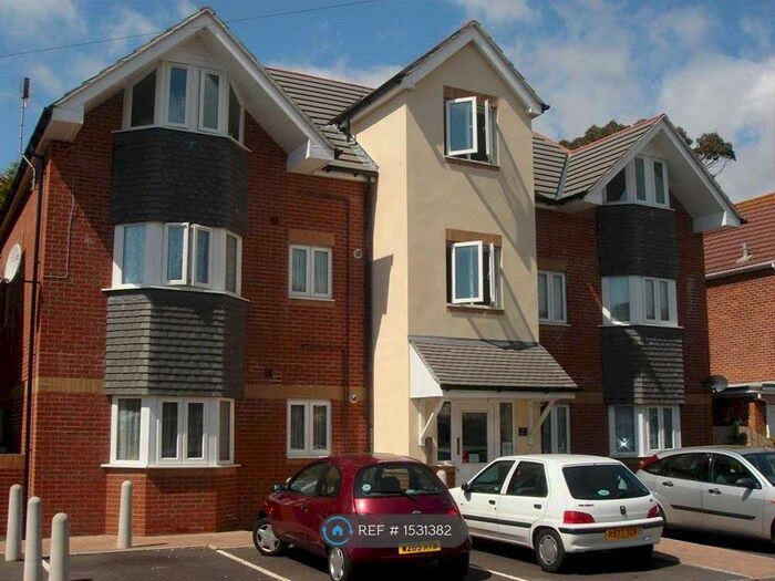 2 Bedroom Flat To Rent In Adeline Road, Bournemouth, BH5