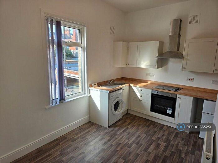 2 Bedroom Flat To Rent In Outram Street, Darlington, DL3