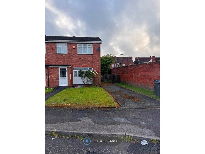 3 Bedroom Semi-Detached House To Rent In Andrew Gardens, Birmingham, B21