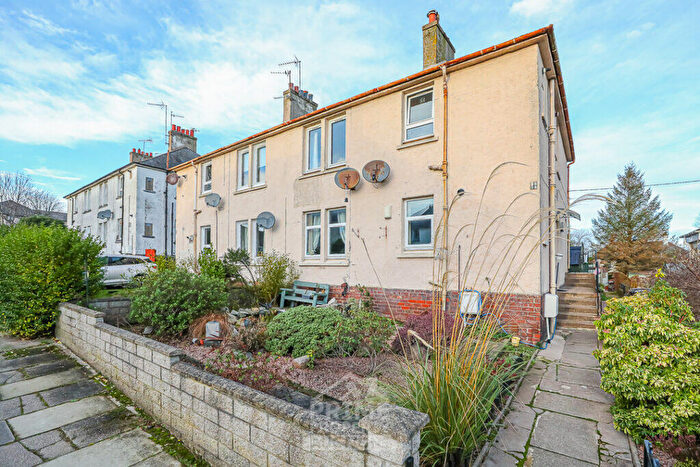 2 Bedroom Flat For Sale In Hilton Terrace, Aberdeen, AB24