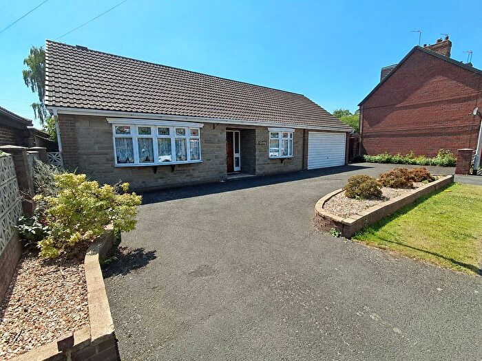 2 Bedroom Bungalow For Sale In Long Lane, Great Wyrley, Walsall, WS6