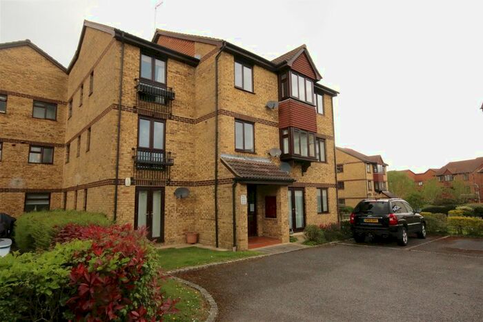 1 Bedroom Flat To Rent In Longacre Road, Singleton, Ashford, TN23