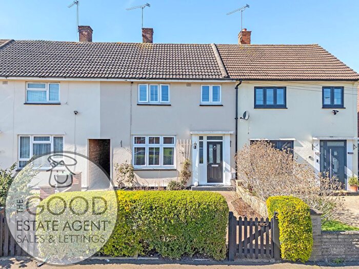 2 Bedroom Terraced House For Sale In Ibbetson Path, Loughton, IG10