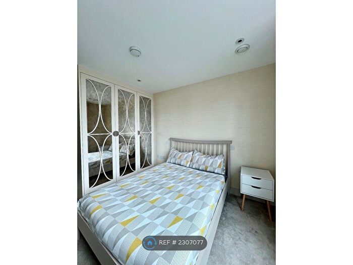 2 Bedroom Flat To Rent In Wellesley Rd, Croydon, CR0