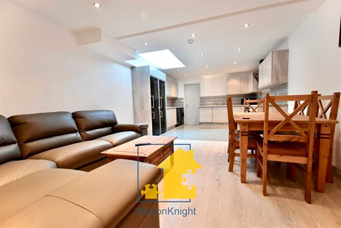 7 Bedroom Terraced House To Rent In Heeley Road, Selly Oak, B29