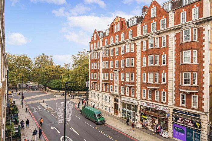 2 Bedroom Apartment To Rent In Baker Street, Marylebone, NW1