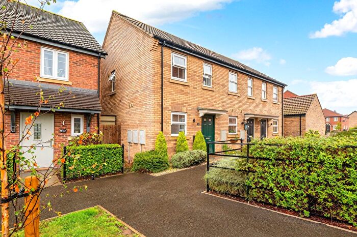 2 Bedroom End Of Terrace House For Sale In Dunholme, Lincoln, LN2