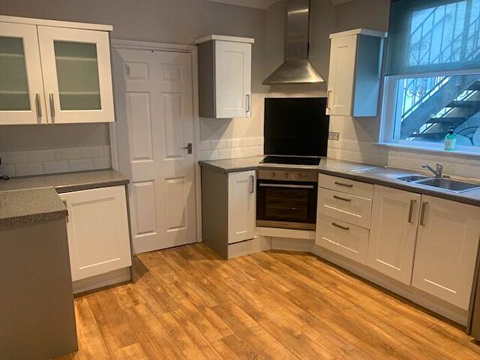 2 Bedroom Apartment To Rent In Cathedral Road, Cardiff, CF11