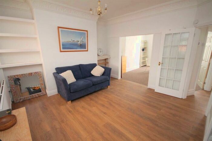 4 Bedroom Private Hall To Rent In Gardenia House, Nevilles Cross Bank, Durham, DH1