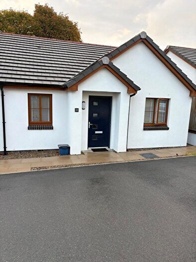 2 Bedroom Semi-Detached Bungalow For Sale In Potters Grove, Templeton, SA67