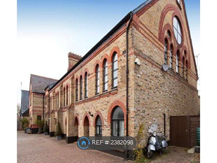 3 Bedroom Terraced House To Rent In Rush Common Mews, London, SW2