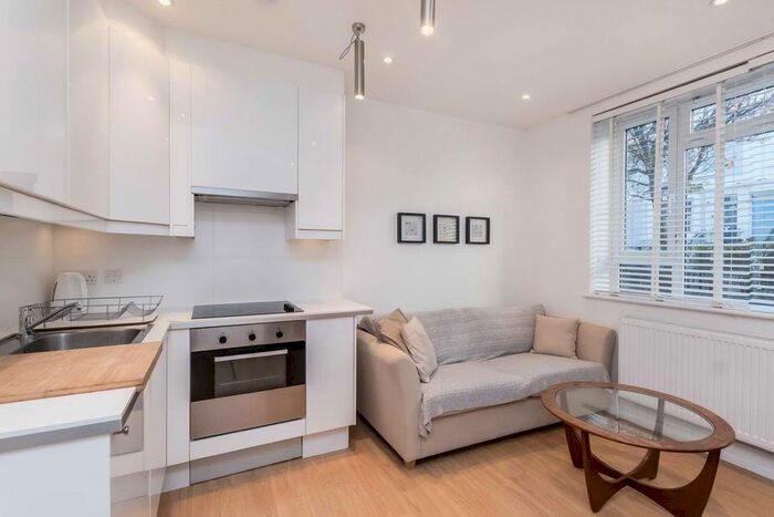 1 Bedroom Flat To Rent In Anselm Road, London, SW6