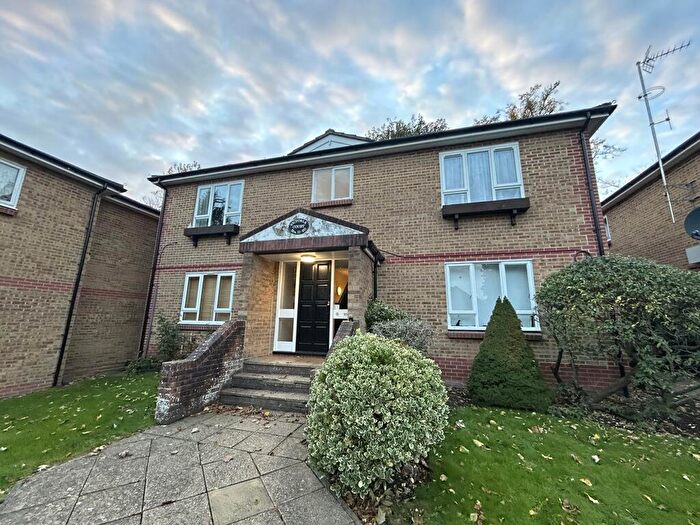 Studio To Rent In Victoria Court, Victoria Street, Maidstone, Kent, ME16