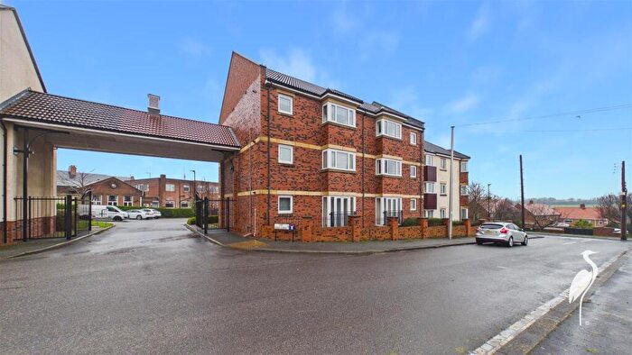 2 Bedroom Flat For Sale In Ford Lodge, South Hylton, Sunderland, SR4
