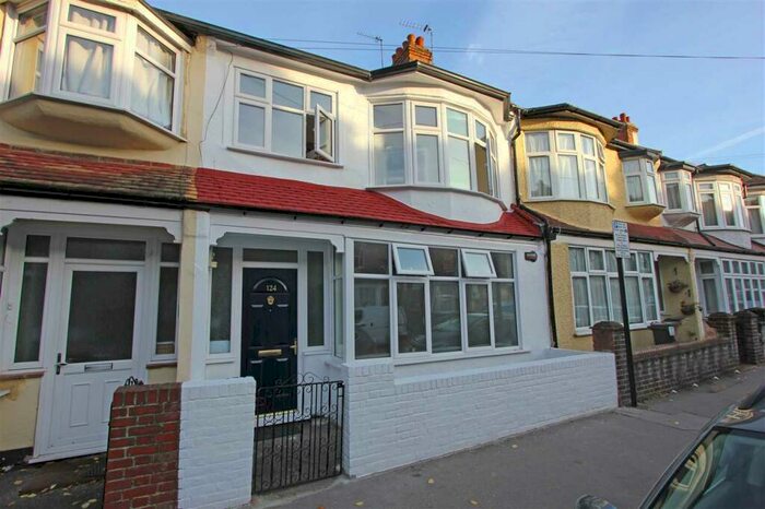 3 Bedroom Terraced House To Rent In Addiscombe Court Road, Croydon, CR0