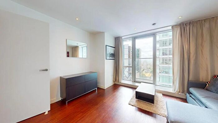 1 Bedroom Flat To Rent In Pan Peninsula Square, London, E14