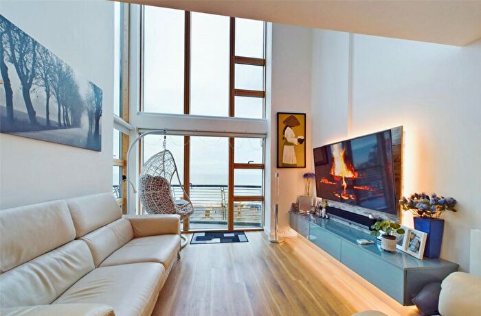 3 Bedroom Apartment For Sale In The Litzo, - Boscombe Spa Road, Bournemouth, BH5