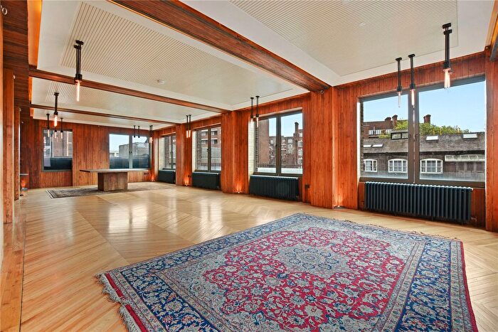 3 Bedroom Flat To Rent In Belmont Street, Camden, London, NW1