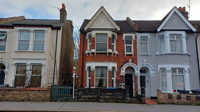 1 Bedroom Flat For Sale In St. James's Road, Croydon, CR0