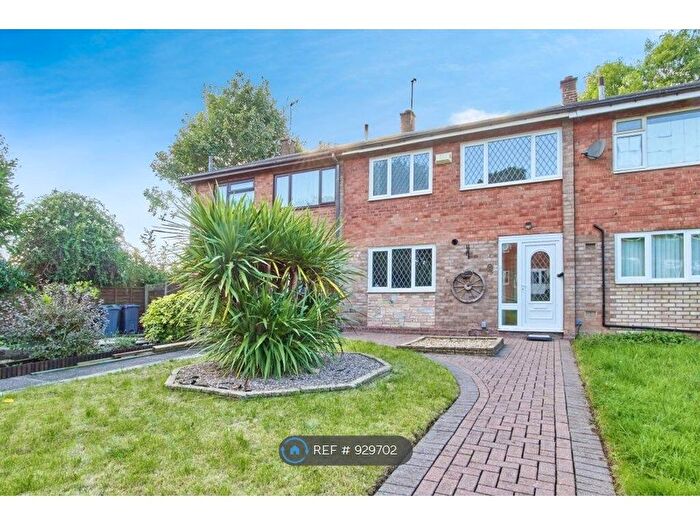 3 Bedroom Terraced House To Rent In Lomaine Drive, Birmingham, B30