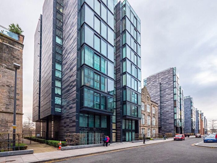 2 Bedroom Flat To Rent In Simpson Loan, Edinburgh, Midlothian, EH3